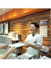 三鷹整骨院/笑顔での対応