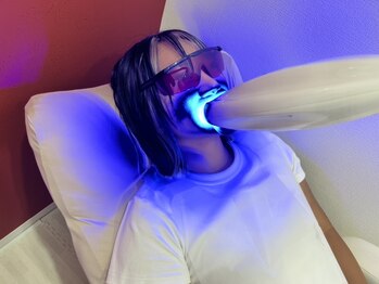 グラーティア 梅田店(gratia)の写真/【セルフホワイトニング】ブライダル・大切な日の前に！白い歯で迎えれば、写真映えもさらにUP★