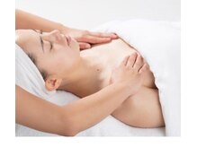 ヴィ シェノン(vie chainon)/デコルテマッサージ♪