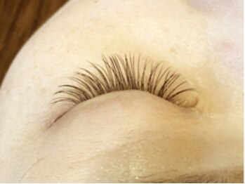 ラヴィアイリス 甲府東店(Lavie Eyeris)/アメリカンドール♪