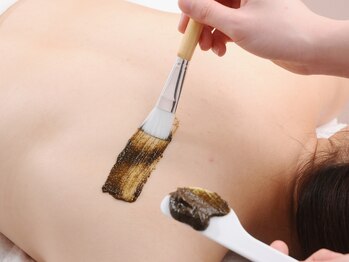 アネラ(ANELA)/お悩み別★背中ハーブピーリング