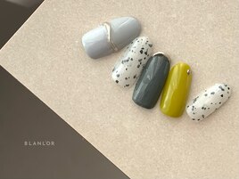 シルバー×ピスタチオネイル