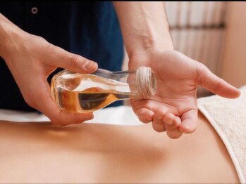 健爽館の写真/【完全個室】お好きな香りに包まれ極上リンパマッサージを体験★シャワー室完備/人気のアメニティも充実♪