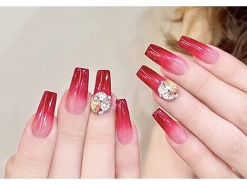 ユミ(U.MI.)/赤系ネイル