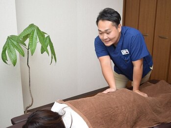 整体院坂原の写真/どこまでもお客様のお身体とお悩みに向き合います。