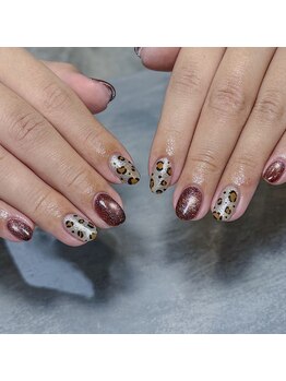 サロンドティス 学芸大学(salon de tis)/