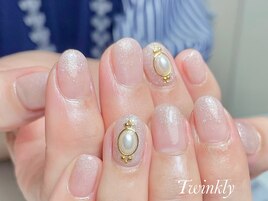 シンプルアートのseasonネイル