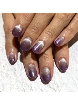 アヤネイルズ アンド アイラッシュ(AYA NAILZ.＆Eyelash)/マグ×ミラーグラデ可愛いです♪