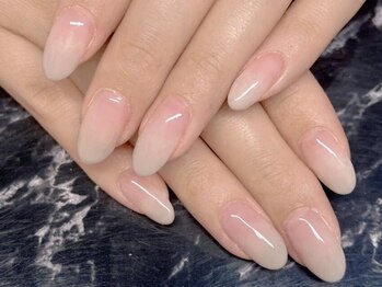 ナナラネイル 横浜吉野町(Nanala Nail)の写真/お仕事上、ネイルNGな方でも華やかで好印象な指先へ♪
