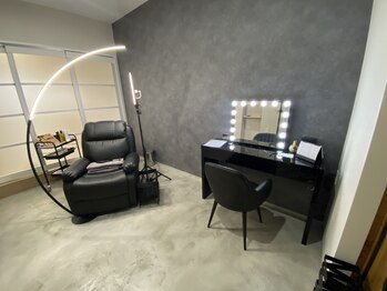 ジプソ(GYPSO)の写真/【眉毛専門店】眉毛だけでなくお顔全体の脱毛も◎完全個室のプライベート空間でリラックスして過ごせます♪