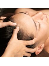 フラッフィー(FRUFFY)/ドライヘッドスパ［三島/眉毛］