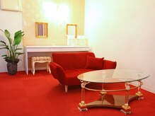 ワックス脱毛サロン アルスタ(ALUSTA)/【Waiting Room】