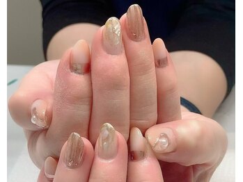 アイラッシュアンドネイル ブルーミン(Bloomin)/ミラー、貝殻アート