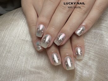 ラッキーネイル(LUCKY NAIL)/