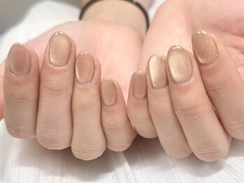 ラエッセ(LAESSE)の写真/【お手頃価格で指先をかわいく♪】約50色から選べるマグネットorフラッシュネイルでワンランク上の指先へ*