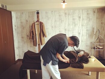 トーラス 整体(TORUS)/腕から手もしっかり施術