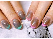 アルーシェ 平井(Alushe)/2色マグフレンチ風デザイン