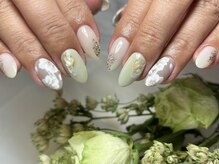 サロンドフォーエイチ(salon de 4H)/フラワーネイル×ニュアンス