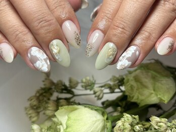 サロンドフォーエイチ(salon de 4H)/フラワーネイル×ニュアンス