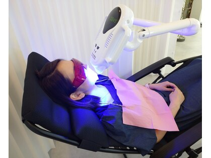 エミリアホワイトニング(EMIRIA WHITENING)の写真