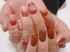 ボルドーニュアンスネイル