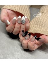 エム(em)/フレンチネイル