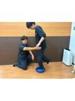 くまはら接骨院 新所沢院/トレーニングで機能改善！