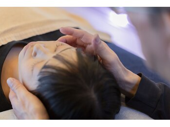 晴れ晴れ整体院の写真/【必見！小顔になりたい方】骨盤から整える本気の小顔調整。老け見え「疲れ顔」を卒業し！理想のVラインへ