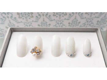 まるで自爪!?美爪ネイルチップ