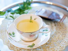 サロンドエステ ルヴニール(salon de esthe revenir)/施術後はお茶とお菓子でゆっくり