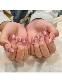 ちゅるんとチークネイル！