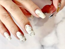 ワンカラーからトレンドアートまで素敵にトータルコーディネート