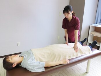 セントラル志木接骨院の写真/独自の動かして根本へアプローチ！O,X脚改善を目指し美脚へ。膝痛ケアも◎