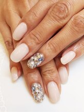 クリスタルネイル ボンベルタ橘店(CRYSTAL NAIL)/ストーンうめつくし