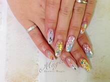ネイルサロン ビューティーマジック 川口店/ ダイヤ型ホロネイル
