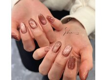 シー(SHE)/マグネットネイル
