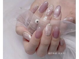 キレイめニュアンスネイル