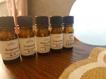 ワヒネ(WAHINE)/柔らかく心地よい香りの精油