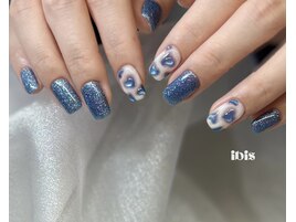 韓国ハートネイル