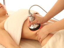 クイーンズ ピュア 新宿本店(Queen's Pure)/キャビテーション