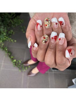 トータルサロン 白べぇーっ プラス/お正月ネイル