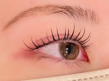 ロン(Ron)の写真/《パリジェンヌラッシュリフト》根元から上向きにまつ毛を立ち上げパッチリ目元に♪まつエクが苦手な方も◎