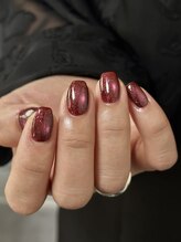 アウレ 中目黒(AURE)/ボルドーマグネットネイル