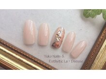 ユウコネイルズアンドエステティック ラ デェス(Yuko Nails & Esthetic La Deesse)/シルバーコース（定額制）¥6500