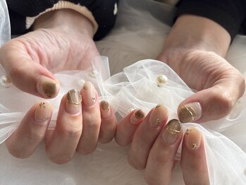 大人上品ネイル