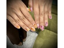 モツヲネイル(motsu.O! NAIL)の雰囲気（シンプルだけどエッジがある…そんなデザインがたくさん。）