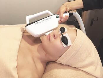 ペティアン レーヴ(PETILLANT reve)/【シミ・毛穴・ハリ艶】フォトRF