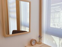 サロン キママ(Salon Kimama)の雰囲気（メイク直しはこちらで◎ヘアアイロンも貸出しています♪）