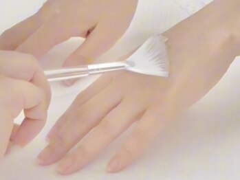 レア(rea)/お肌悩みに合わせた美容液を選定