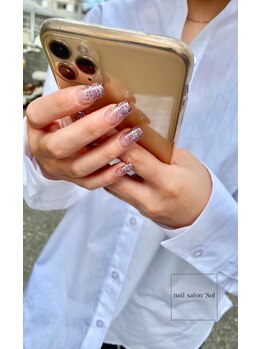 ネイルサロン ソル(Sol)/ギラギラのラメご用意